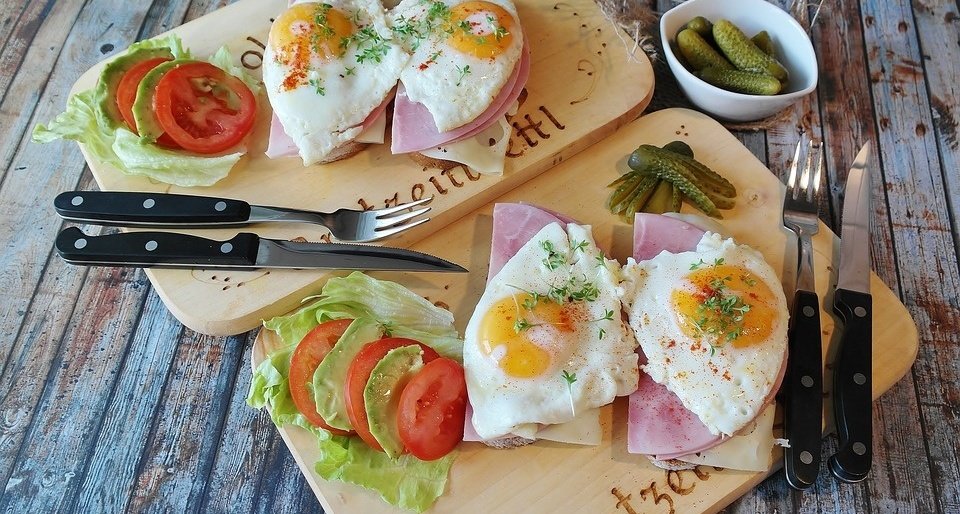 Užkandžiai išteisinti! Kiek dažnai galima užkandžiauti?