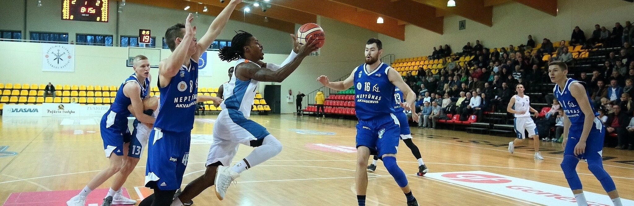  J. Riley nesulaikęs „Neptūnas-Akvaservis“ krito Palangoje