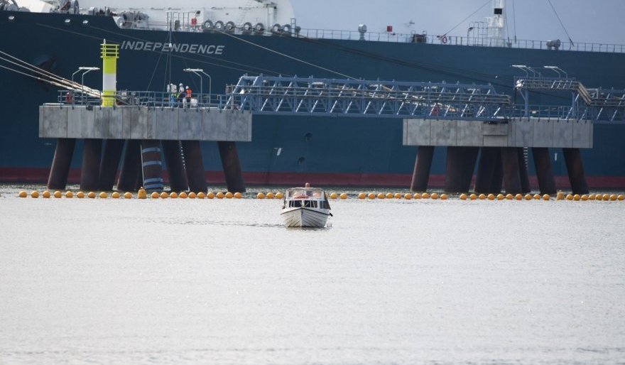 Vyriausybė svarstys SGD terminalo įsigijimo klausimą 