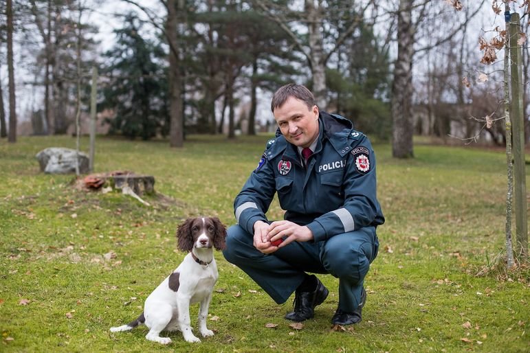 Sumani keturkojė, neseniai įsigyta Plungės rajono policijos komisariato pareigūno R.Aponkaus, yra tikras pozityvo užtaisas. Policijos nuotr.