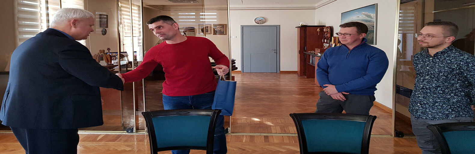 Klaipėdoje padėkota moteris ir vaikus gelbėjusiems gyventojams