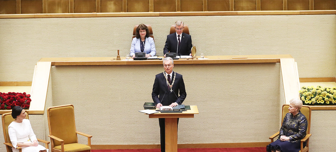 Seimo rūmuose prisiekė Respublikos Prezidentas Gitanas Nausėda  