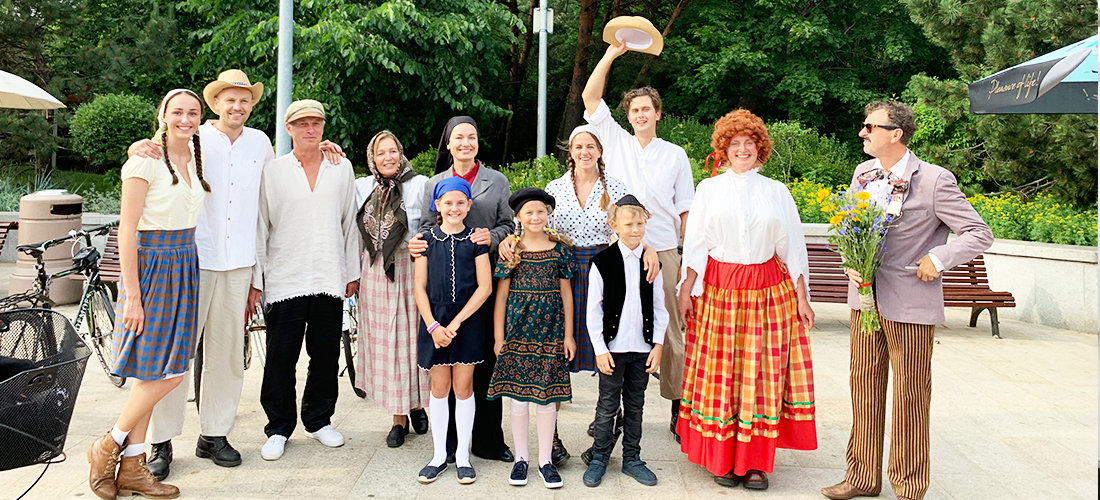 Palangos „Grubusis“ teatras mini keturakio komedijos „Amerika pir... Palangos „Grubusis“ teatras mini keturakio komedijos „Amerika pirtyje" 120 metų jubiliejų