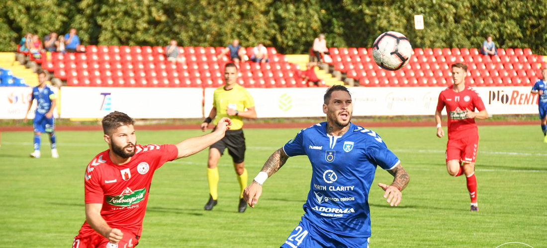 „Palangos“ futbolininkai po 11 m baudinių serijos žengė į LFF taurė... „Palangos“ futbolininkai po 11 m baudinių serijos žengė į LFF taurės pusfinalį