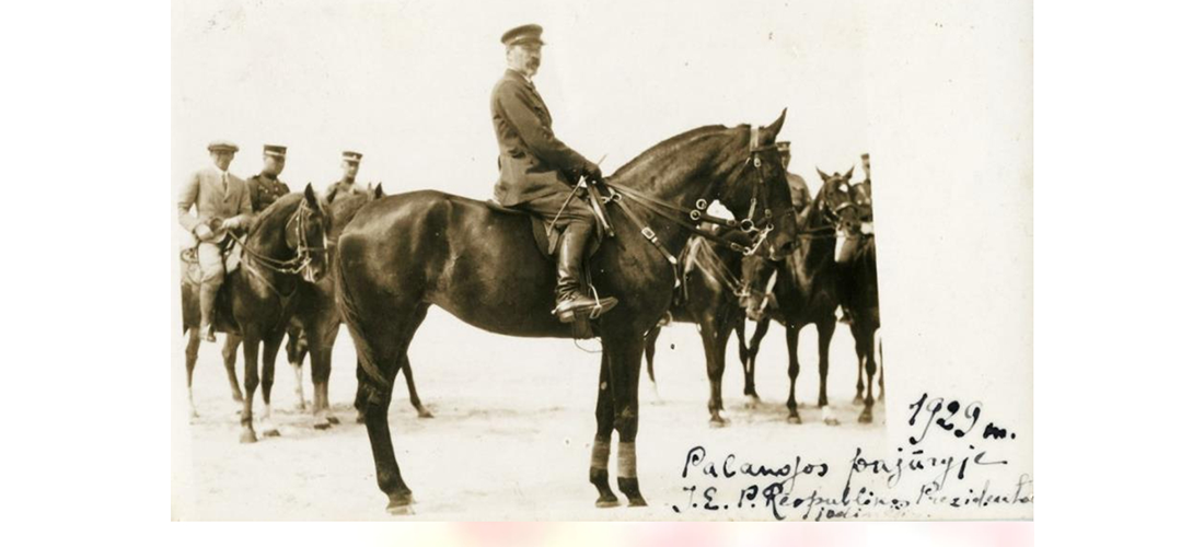 Palangos kurorto muziejus ir Palangos Stasio Vainiūno meno mokykla... Palangos kurorto muziejus ir Palangos Stasio Vainiūno meno mokykla kviečia paminėti Prezidento Antano Smetonos metus