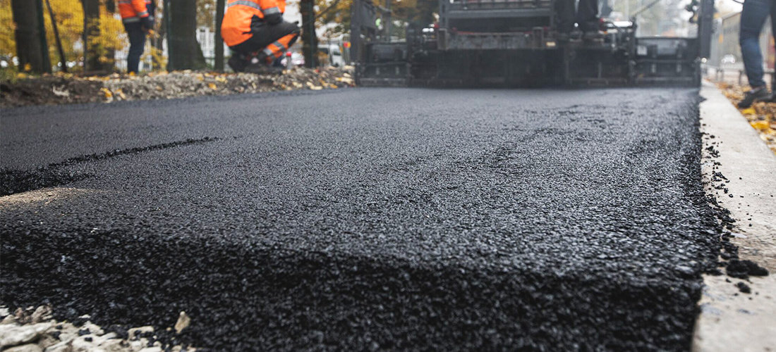 Baigta pirmoji Baltijos šalyse kelio atkarpa, kurios sudėtyje – plastiko atliekos