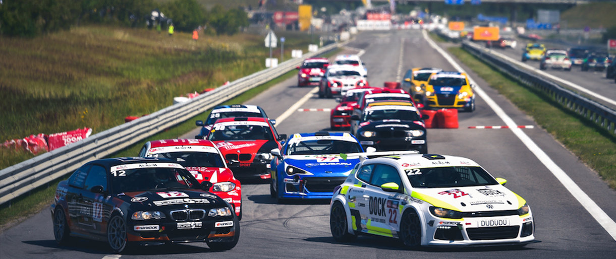 Vytauto Pilkausko ir Arno Igno Strumilos nuotr.