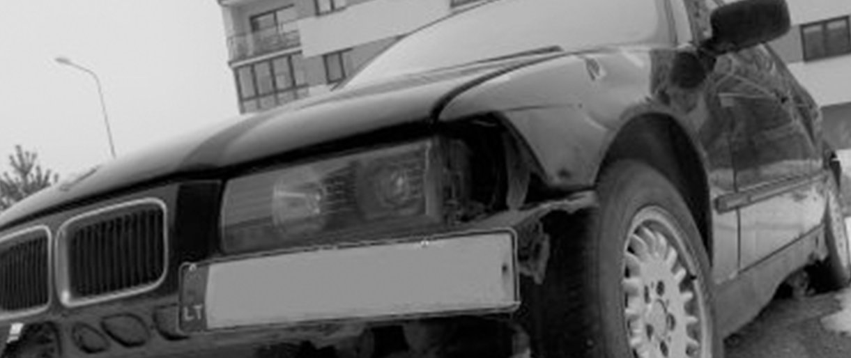 Neeksploatuojamos transporto priemonės šalinamos iš bendro naudojimo vietų