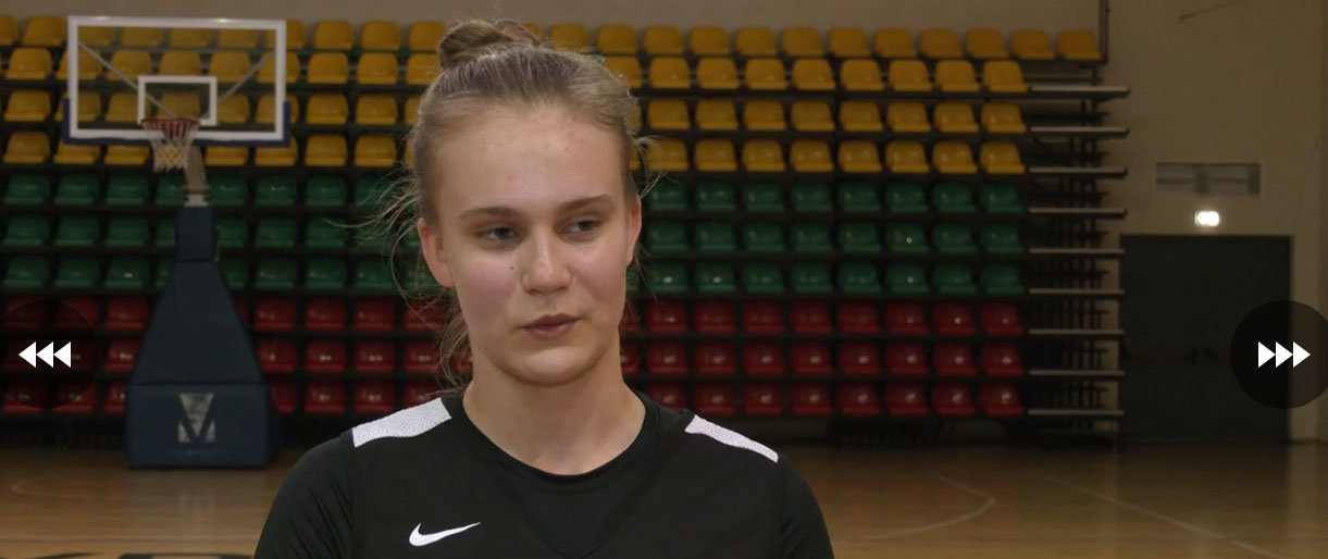 Išskirtinis interviu su 14-mete Jocyte: krepšinio perlas iš Prancūzijos grįžo į Palangą 