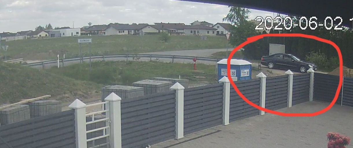 Policija prašo pagalbos. Įtariamas merginos pagrobimas Policija prašo pagalbos. Įtariamas merginos pagrobimas