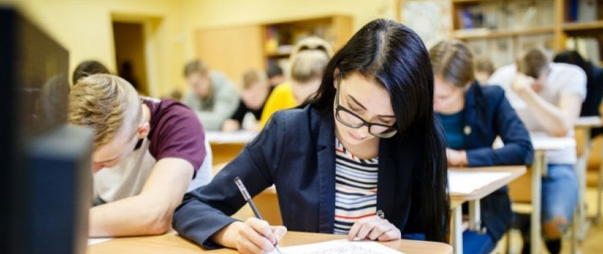 Kitą savaitę prasideda brandos egzaminai: ką svarbu žinoti?