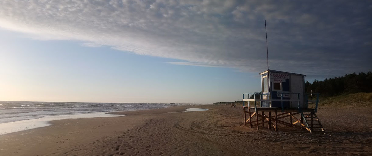 Palangoje ištrauktas jūroje skendęs vyras, jo atgaivinti nepavyko  