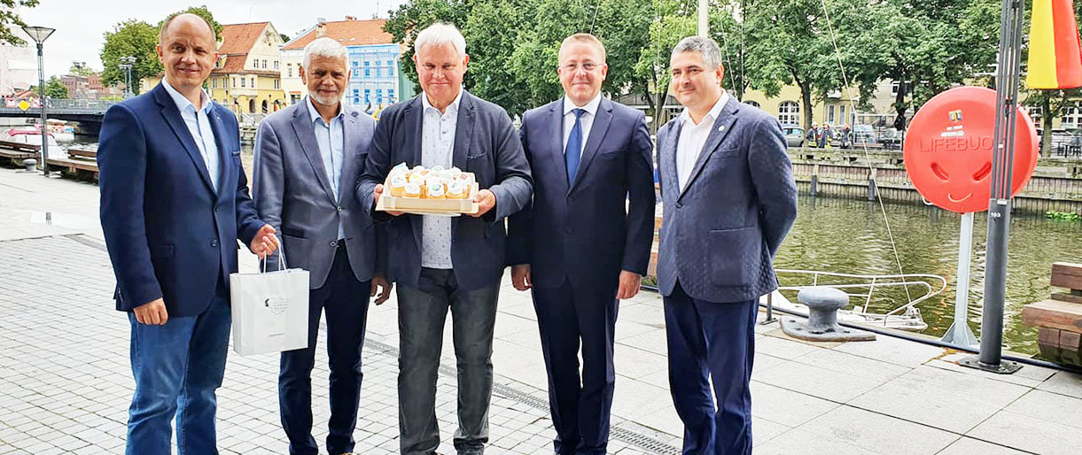 Klaipėdos regionas pasveikino Klaipėdos miestą gimimo dienos proga