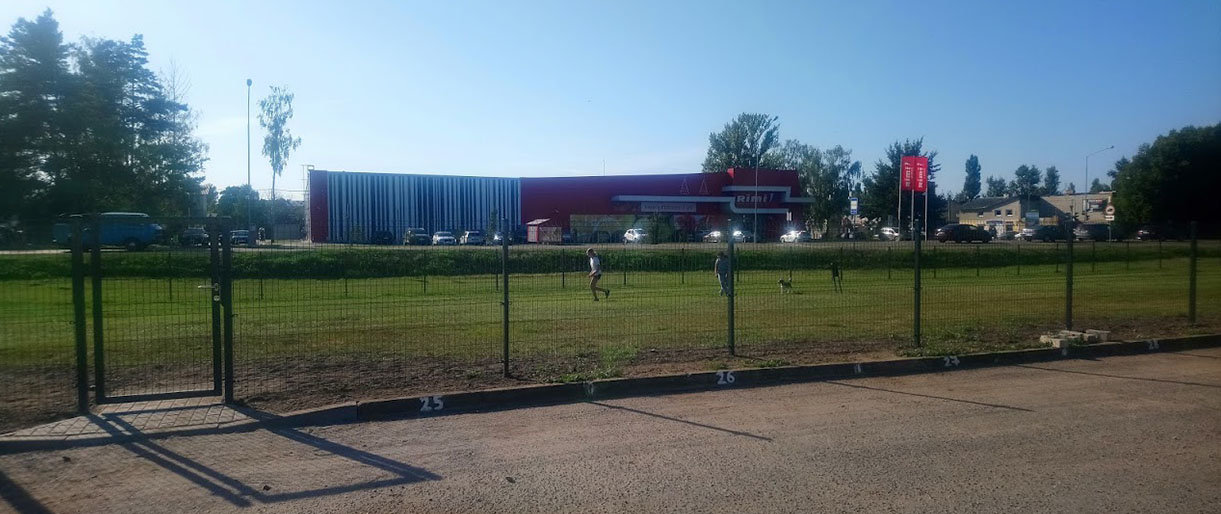 Šunų vedžiojimo ir dresavimo aikštelės atidarymas – jau kitą savaitę