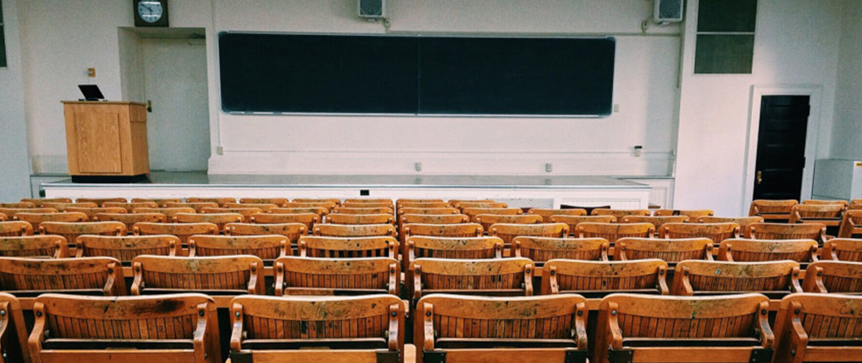 Patvirtinti reikalavimai aukštojo bei profesinio ugdymo mokykloms ir neformaliajam suaugusiųjų švietimui