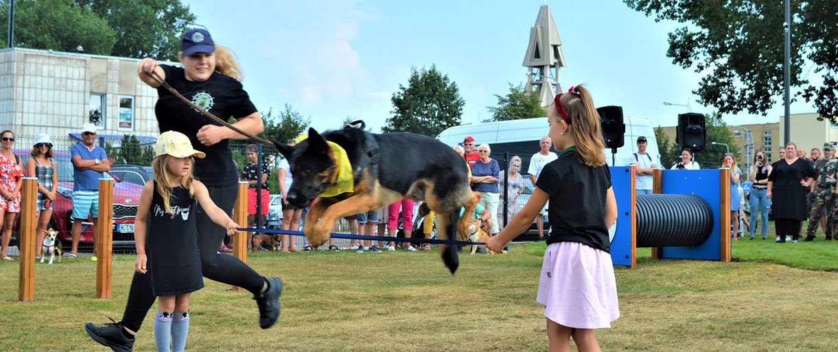Palangoje atidaryta moderni šunų vedžiojimo ir dresavimo aikštelė