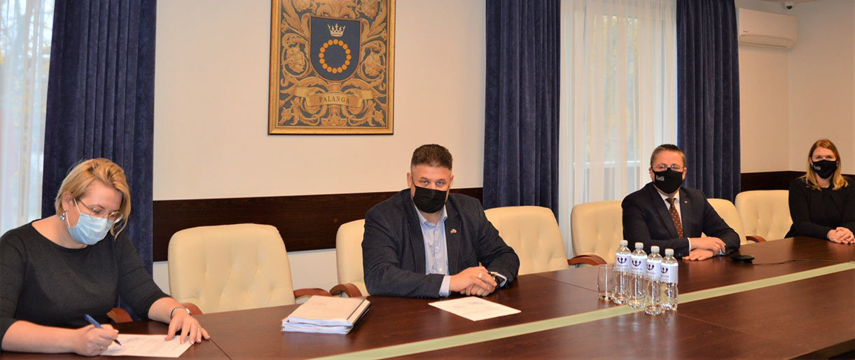 Ryškėja Šventosios uoste būsiančios žvejų infrastruktūros kontūrai