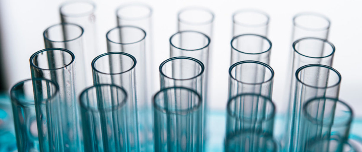 Vyriausybė skyrė 20 tūkst. eurų vakcinos nuo koronaviruso atgabenimui į Lietuvą