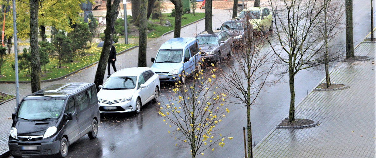 Informacija vairuotojams: penktadienį, šeštadienį ir pirmadienį bus asfaltuojama Vytauto gatvė. Nestatykite savo automobilių