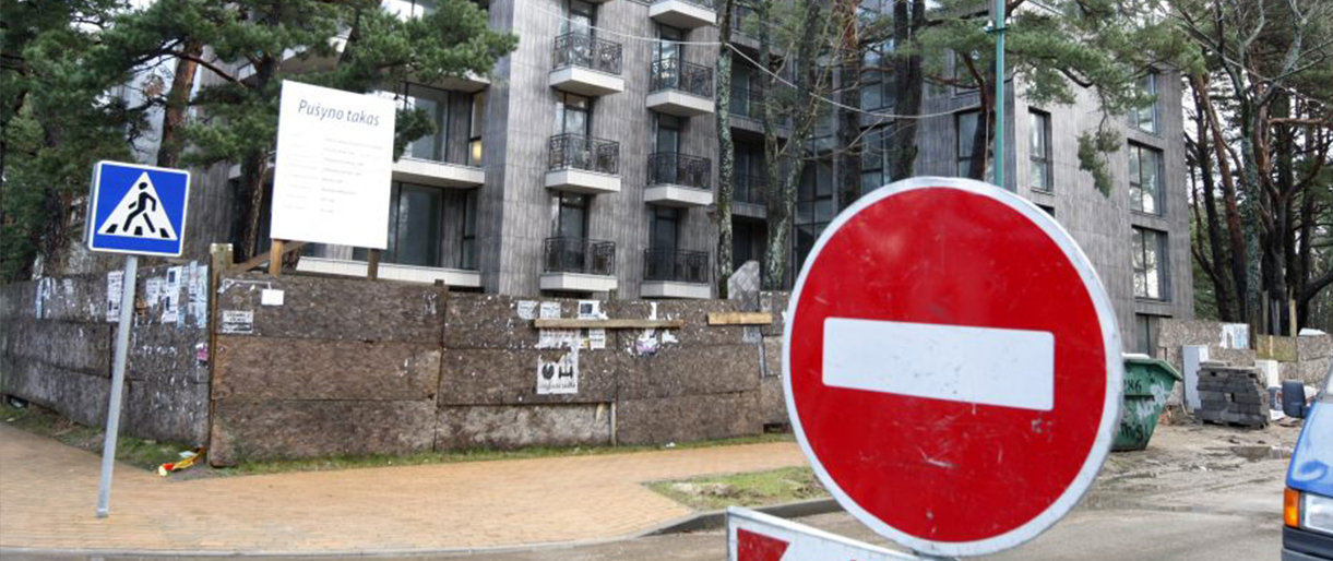 Atkaklumas: nors Palangos taryba dar 2008 m. patvirtino kurorto detalųjį planą, kuriame griežtai reglamentuotas sklypų paskirties keitimas, iki šio...