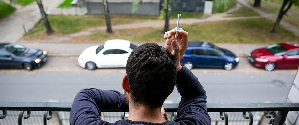 Palangos meras: draudimas rūkyti balkonuose įneš sumaišties ir sukiršins kaimynus