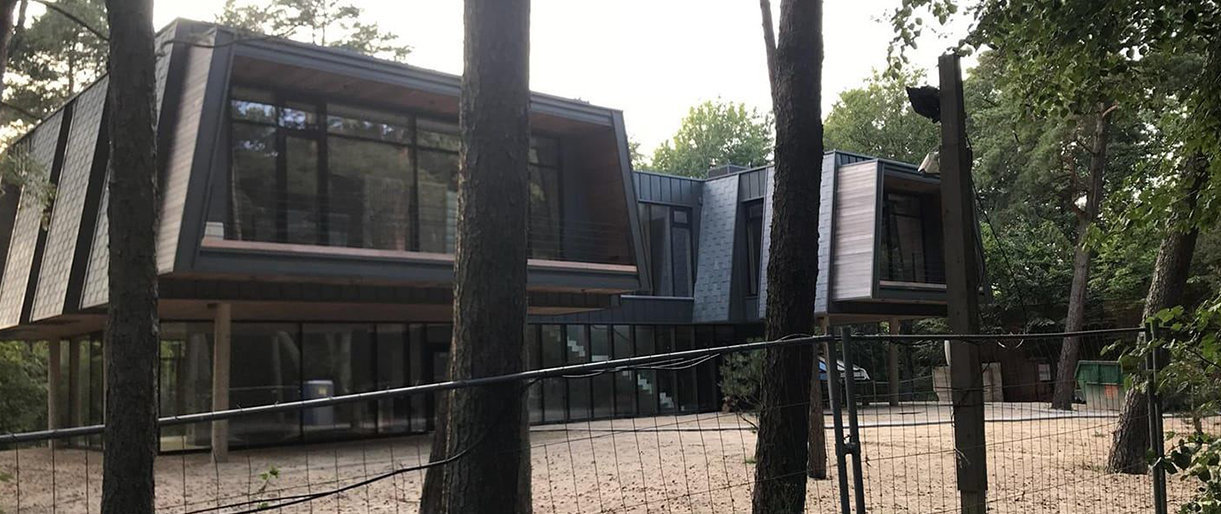 Prabangūs statiniai Meilės alėjoje prokurorų nesudomino