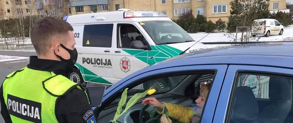 Ant Vyriausybės ekspertų tarybos stalo – ribojimų atlaisvinimo per... Ant Vyriausybės ekspertų tarybos stalo – ribojimų atlaisvinimo per Velykas klausimas