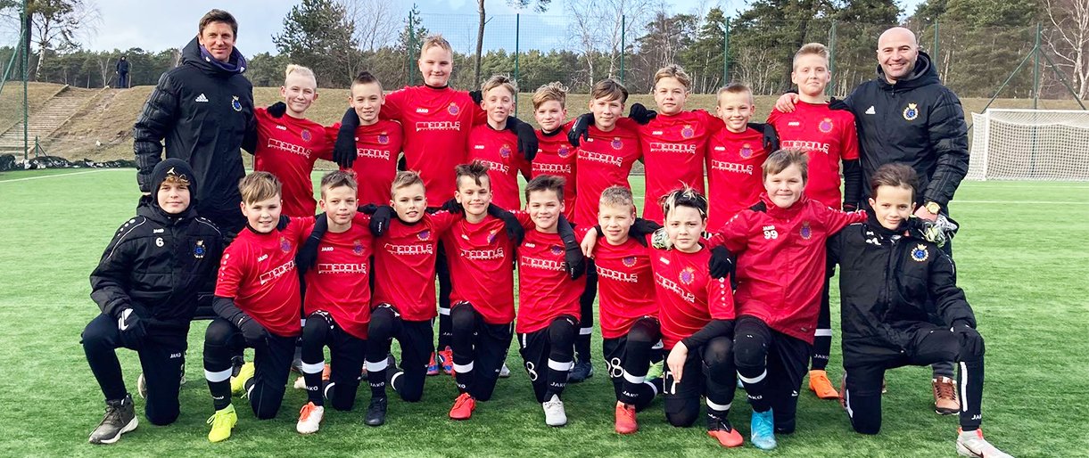 FK „Gintaras“ U-13 komanda FK „Gintaras“ U-13 komanda
