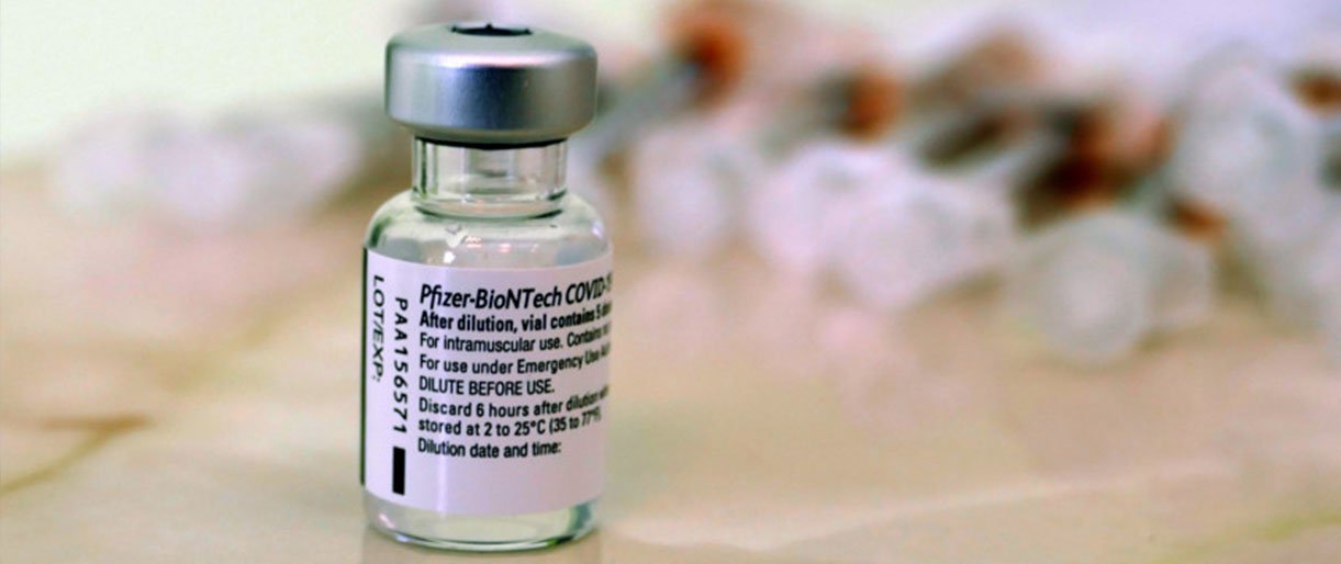 Lietuvą pasiekė rekordinė „Comirnaty“ vakcinos siunta, bendras gautų vakcinų skaičius perkopė milijoną