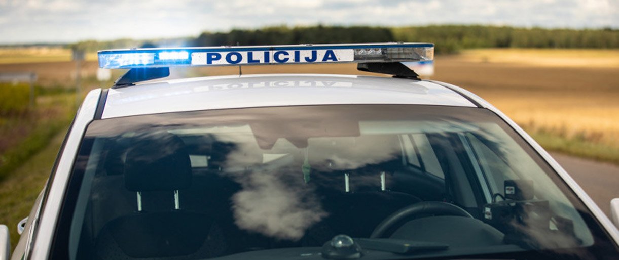 Palangos kelyje užfiksavo rekordininką: „Lexus“ skriejo net 188 km/... Palangos kelyje užfiksavo rekordininką: „Lexus“ skriejo net 188 km/val. greičiu